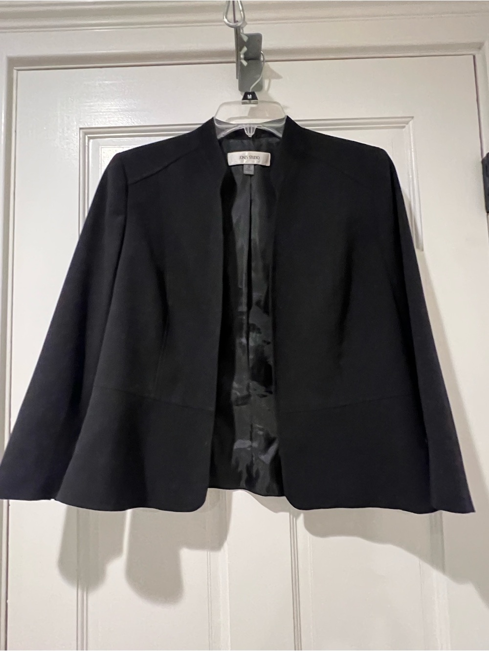 Jones Studio Black Open-Front Pelpum-Style Blazer